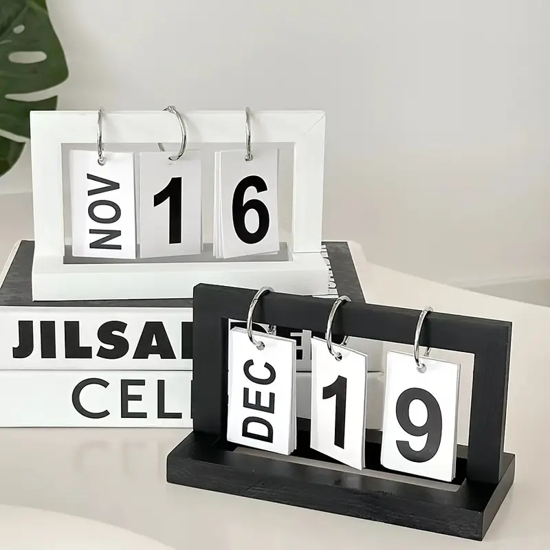 Office Furniture Solutions - Calendario in Plastica Stile Minimalista per