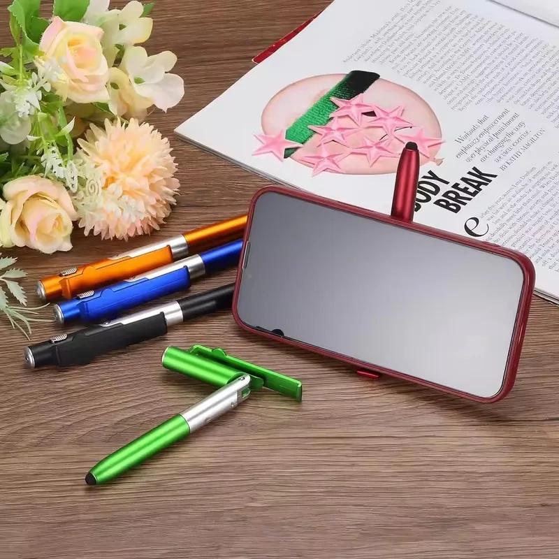 Penna a sfera multifunzione 4  - Office Furniture Table recensione e prezzo
